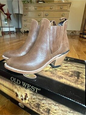 Old West Brown Leather Western Ankle Booties